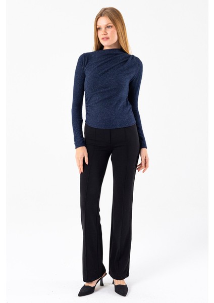 Kadın Dik Yaka Yanı Büzgü Detaylı Bluz Lacivert - 26101