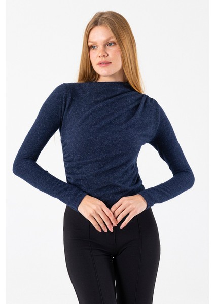 Kadın Dik Yaka Yanı Büzgü Detaylı Bluz Lacivert - 26101 indirimleri