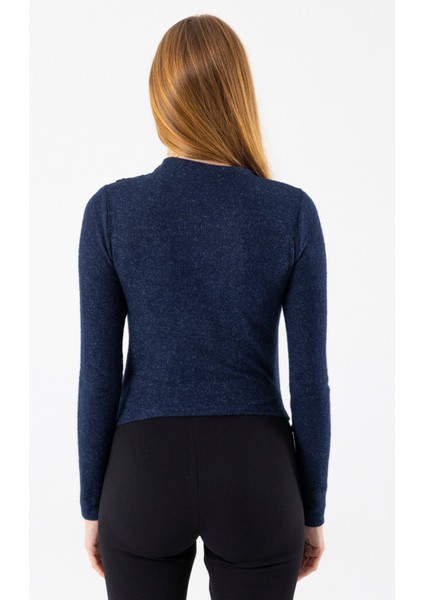 Kadın Dik Yaka Yanı Büzgü Detaylı Bluz Lacivert - 26101