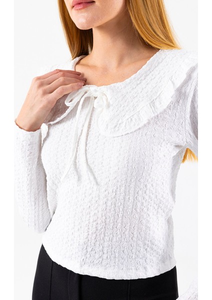 Kadın Yakalı Bağlama Detaylı Dokulu Bluz Beyaz - 26116 indirimleri