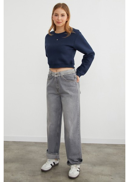 3 Iplik Kalp Aksesuarlı Crop Sweatshirt fırsatları