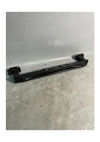 Clio Arka Tampon Demiri Hatchback 2016- Oem No (756101642R)