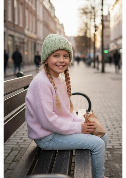 Sakallı Dik Yaka Kız Çocuk Kazak fiyatları