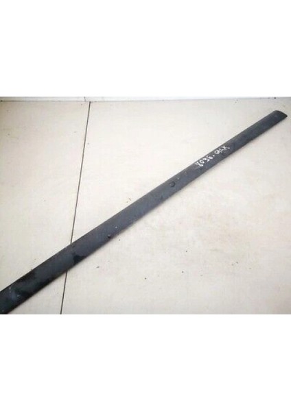 Renault 19 1992- Kapı Bandı Arka Sol Oem No (7702253077)