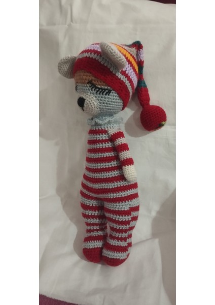 Sevimli Çizgili Pijamalı Uykucu Ayıcık Amigurumi Bebek - El Örgüsü Oyuncak