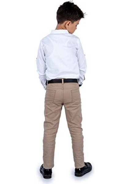 Erkek Çocuk Takım Gömlek ve Pantolon Seti Şıklığıyla Dikkat Çeker