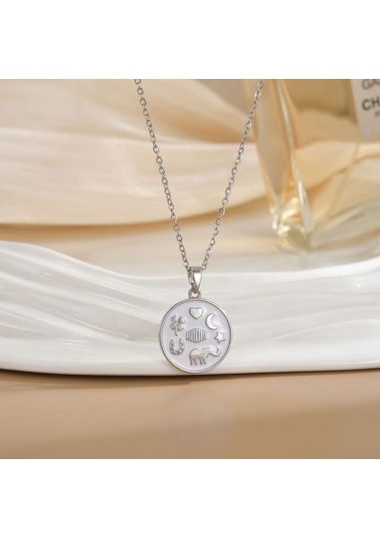 Yeni Kadın Yıldızlar ve Ay Köprücük Kemiği Zinciri Titanyum Çelik Renk Kaybetmez Çok Yönlü Kişilik Tasarım Duygusu Boyun Zinciri Hafif Lüks Stil (Yurt Dışından)