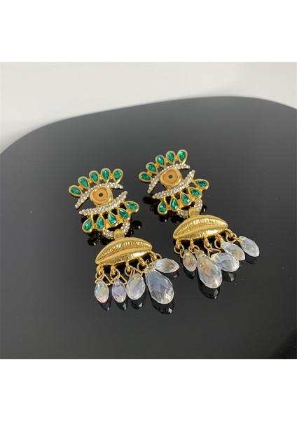 Göz Püskülü Hafif Lüks Yüksek Kali Küpe (Yurt Dışından)