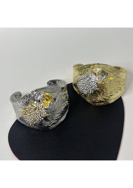 Kabartmalı Yıldızlı Kaplan Kafalı Çekiç Desenli Geniş Bileklik (Yurt Dışından) fiyatları