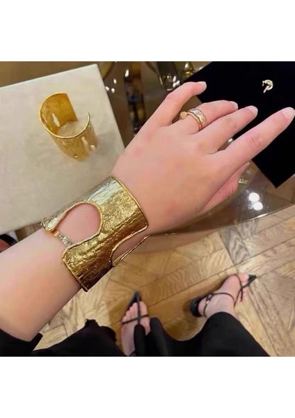 Dişli Geniş Versiyonlu Bileklik (Yurt Dışından) fiyatları