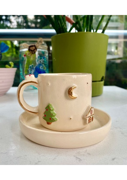 El Yapımı Seramik Gerçek 24K Altın Dekorlu Yılbaşı Temalı Türk Kahvesi Fincanı