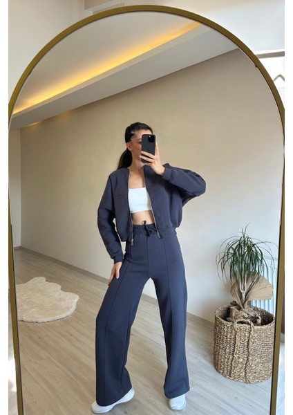 Kadın Fermuarlı Oversize Sweat ve Yüksek Bel Eşofman Takımı NM018