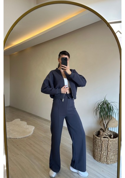 Kadın Fermuarlı Oversize Sweat ve Yüksek Bel Eşofman Takımı NM018 fiyatları