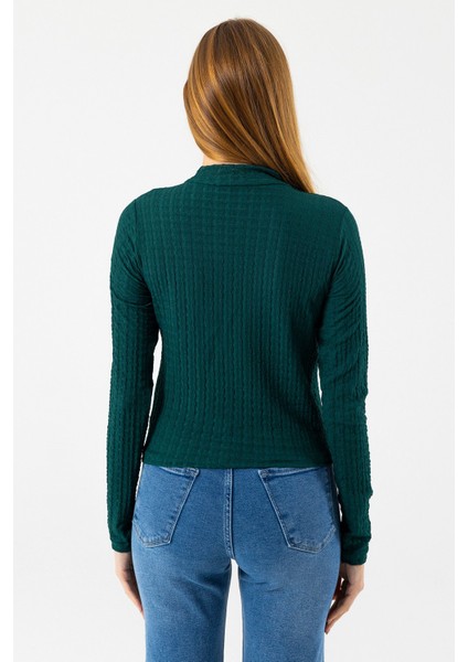 Kadın Dik Yaka Uzun Kollu Dokulu Bluz Yeşil - 26158