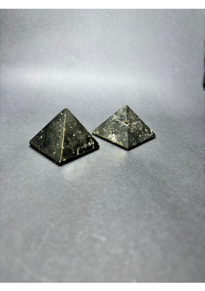 Pirit Doğaltaş Piramit modelleri