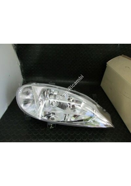 Megane Far Elektrikli Sağ 1999-2002 Oem No (7701047180)