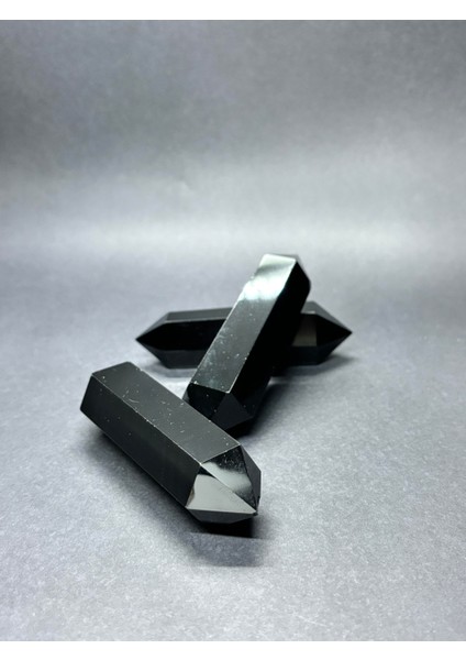 Koruyucu Obsidyen Çift Kazık Uçlu Doğaltaş modelleri