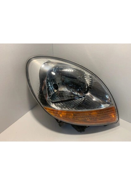 Kangoo Far Sarı Sinyalli Elektrikli Sağ 2003- Oem No (7701069077)