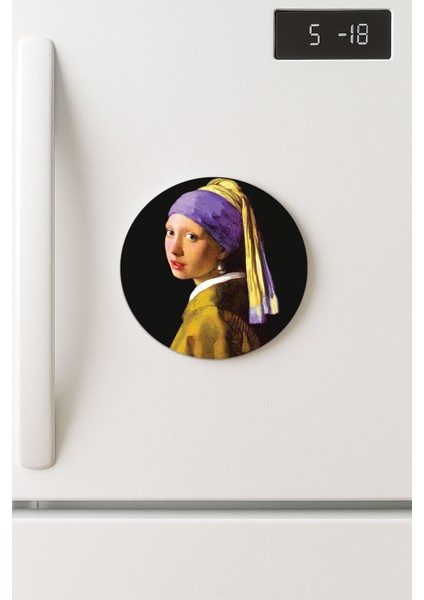 Desenli Temalı Yuvarlak Buzdolabı Magnet – 10X10 cm Inci-Küpeli