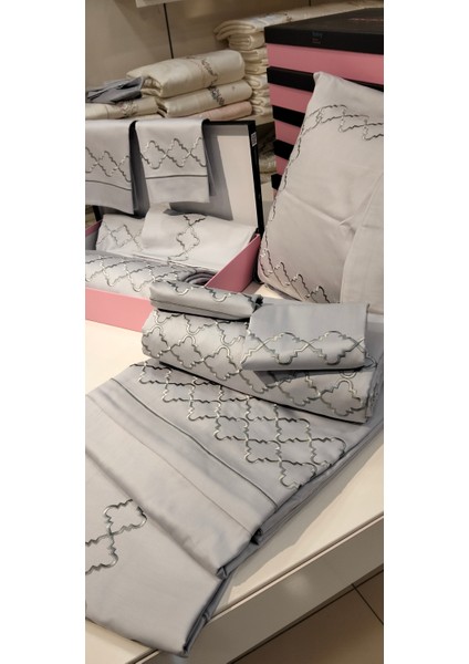 %100 Pamuk Saten Nakış Işlemeli Nevresim Takımı - Çift Kişilik // 6 Parça / Zarif Çeyiz Takımı,