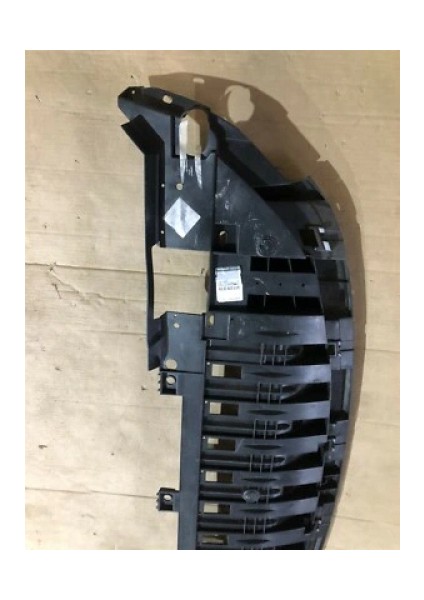 Scenic 2009- Ön Tampon Alt Muhafaza Oem No (622350003R)