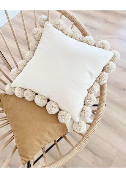 Ponponlu Krem Kırlent Kılıfı 40 x 40