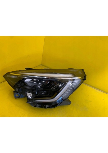 Clio Far Icon Ledli Sol Hatchback 2019- Oem No (260606305R)