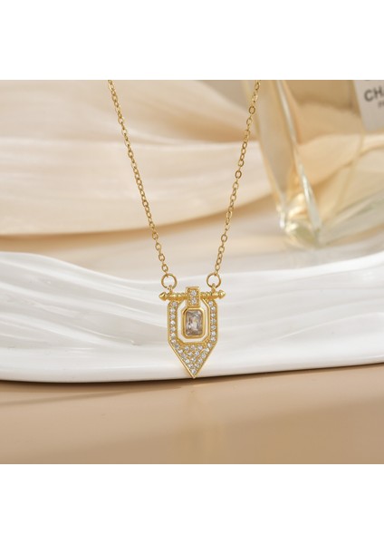 Yeni Kadın Yıldızlar ve Ay Köprücük Kemiği Zinciri Titanyum Çelik Renk Kaybetmez Çok Yönlü Kişilik Tasarım Duygusu Boyun Zinciri Hafif Lüks Stil (Yurt Dışından)