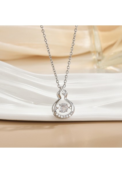 Yeni Basit Titanyum Çelik Kolye Kadın 18K Gül Altın Dört Yapraklı Yonca Kolye Ins Gelgit Net Kırmızı Patlama Modelleri Köprücük Kemiği Zinciri (Yurt Dışından)