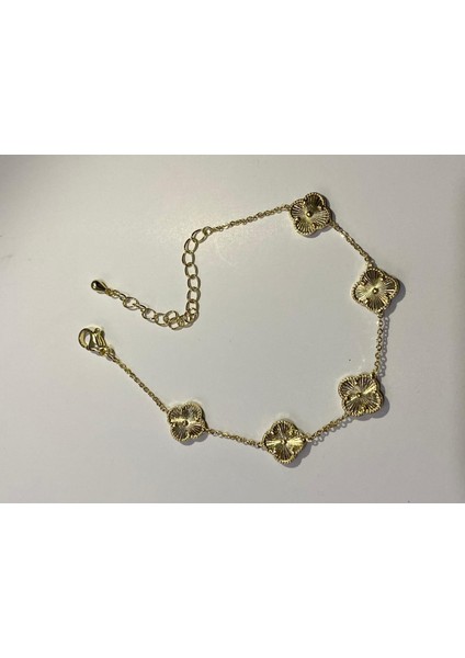 Van Cleef Tarzı Yonca Figürlü Kadın Bileklik – Işıltılı Günlük Şık