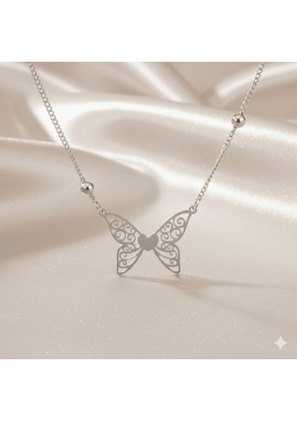 Kadın Çelik Kolye - Kelebek Tasarım - Gümüş Renk fırsatları