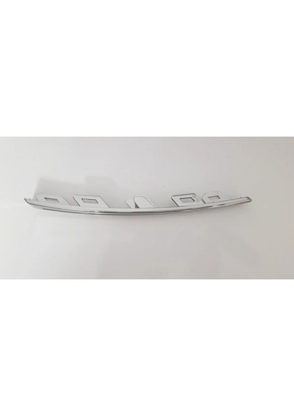 Dacia Sandero Stepway 2020- Ön Tampon Sis Kapak Bandı Nikelaj Sol Oem No (261A34615R)