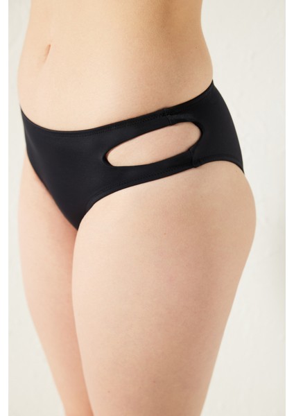 Basic Kesik Detaylı Siyah Bikini Altı