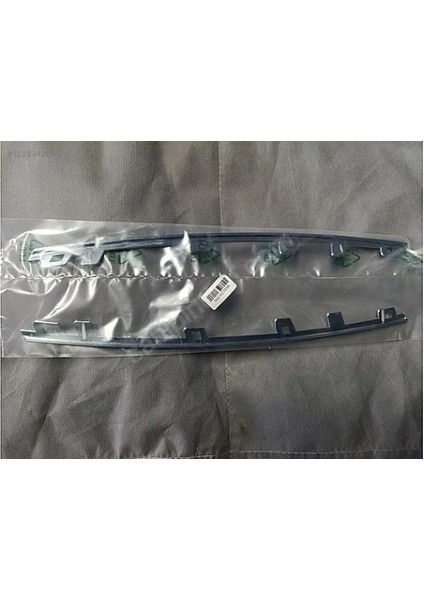 Clio Panjur Bandı Krom Hatchback 2024- Oem No (960102709R)