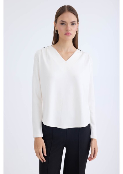 V Yaka Omuzu Düğmeli Uzun Kol Bluz