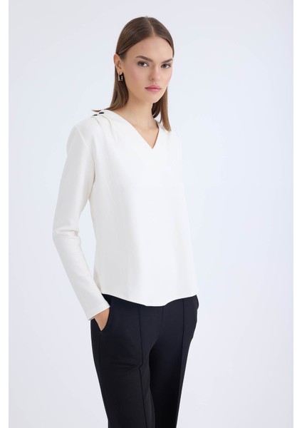 V Yaka Omuzu Düğmeli Uzun Kol Bluz indirimleri