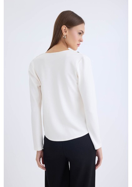 V Yaka Omuzu Düğmeli Uzun Kol Bluz