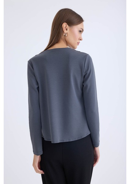 V Yaka Omuzu Düğmeli Uzun Kol Bluz indirimleri