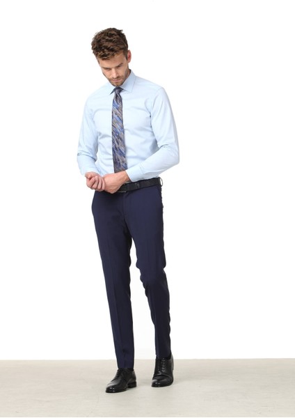 Mavi Düz Fitted Fit Dokuma Klasik Pamuk Karışımlı Gömlek fiyatları