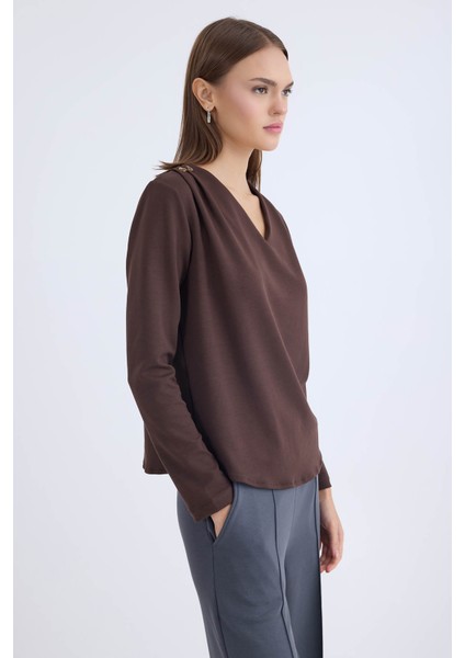 V Yaka Omuzu Düğmeli Uzun Kol Bluz modelleri