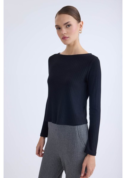 Kayık Yaka Uzun Kol Bluz fiyatları