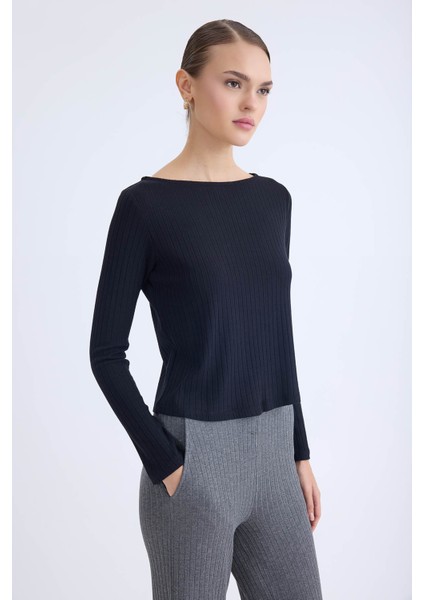 Kayık Yaka Uzun Kol Bluz fırsatları