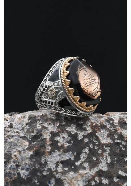 925 Ayar Gümüş Erkek Yüzük Hasbiyallah Yazılı (Allah Bana Yeter) Sıkma Kehribar Taşlı 902344 indirimleri