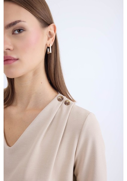 V Yaka Omuzu Düğmeli Uzun Kol Bluz modelleri