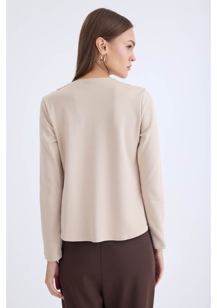 V Yaka Omuzu Düğmeli Uzun Kol Bluz