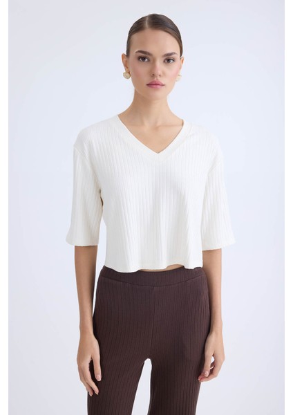 V Yaka Kısa Kol Bluz