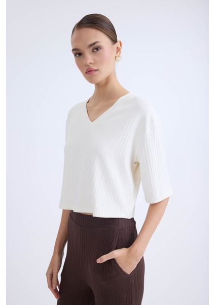 V Yaka Kısa Kol Bluz modelleri