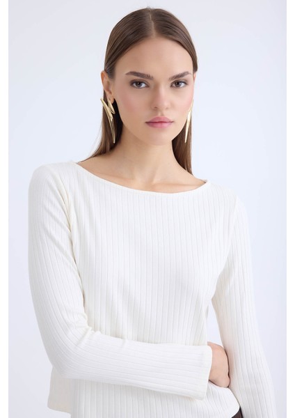 Kayık Yaka Uzun Kol Bluz fiyatları