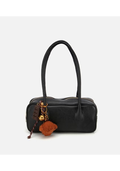 03CAH316890A100 KADIN Siyah Charm Detaylı Omuz Çantası