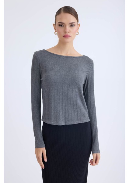 Kayık Yaka Uzun Kol Bluz